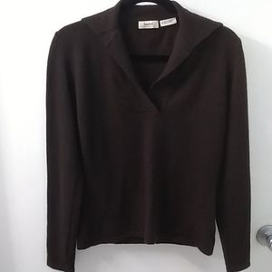 Neiman Marcus cashmere sweater
